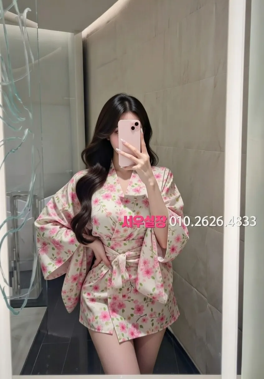 연남동 란제리룸 프리미엄 라인업 12번 프로필